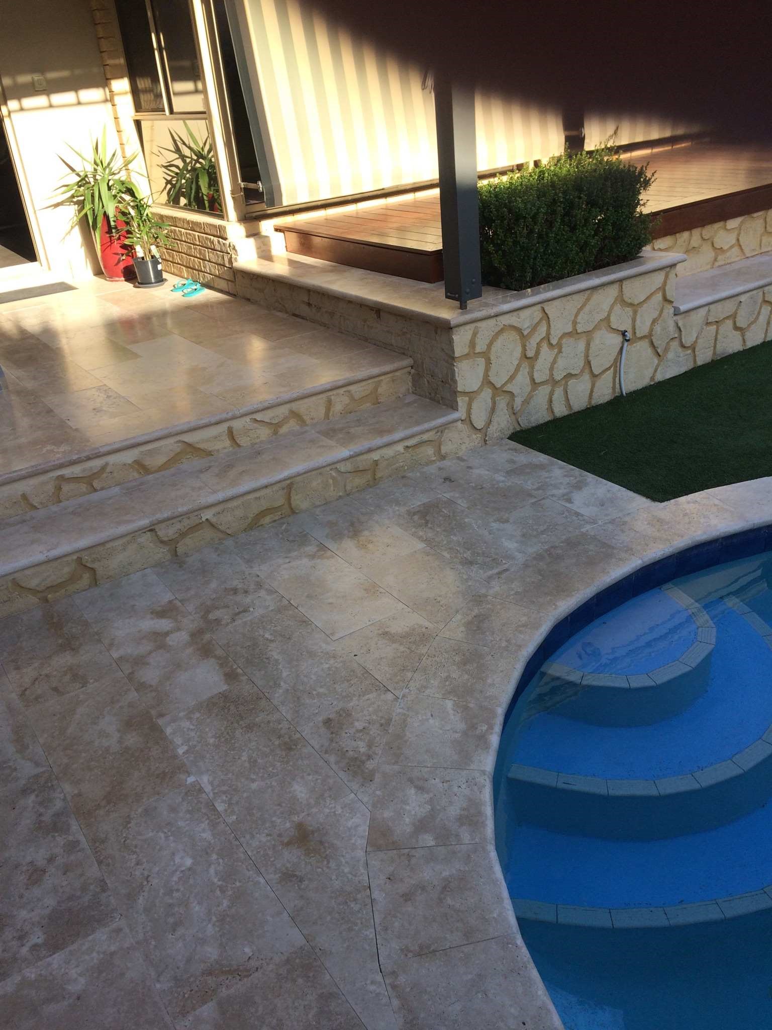 Cream Blend Travertine