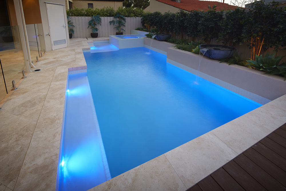 Classic Cream Travertine Rebated Edge